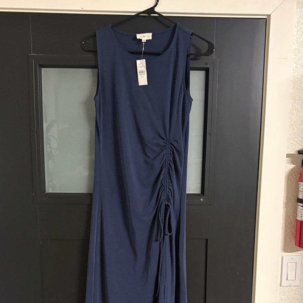 NWT Lou & Grey long tank dress with scrunch side